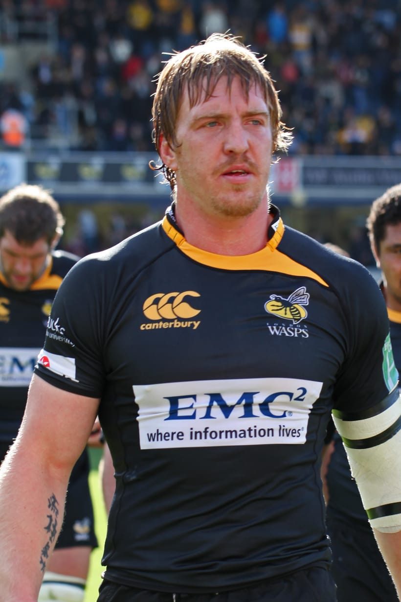 Andy Powell walking off the pitch for London Wasps